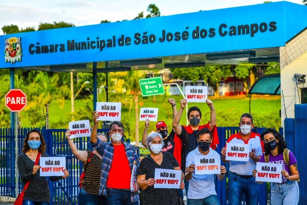 Sindicato protocola ofícios na Câmara contra projeto 'Vapt Vupt'