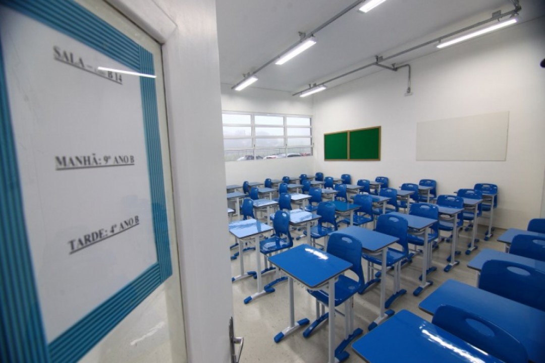 Prefeitura impõe sábado letivo aos profissionais da educação em meio à fase emergencial